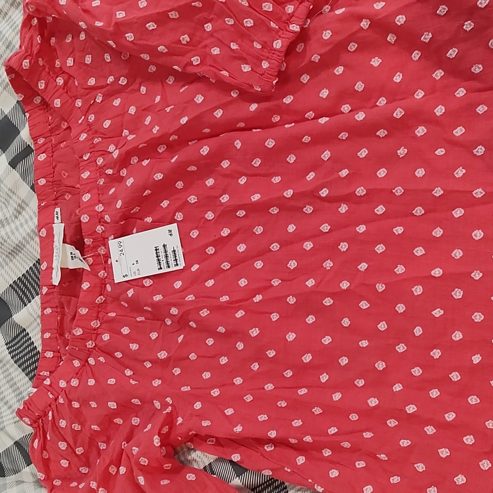 H&M shirt size 6